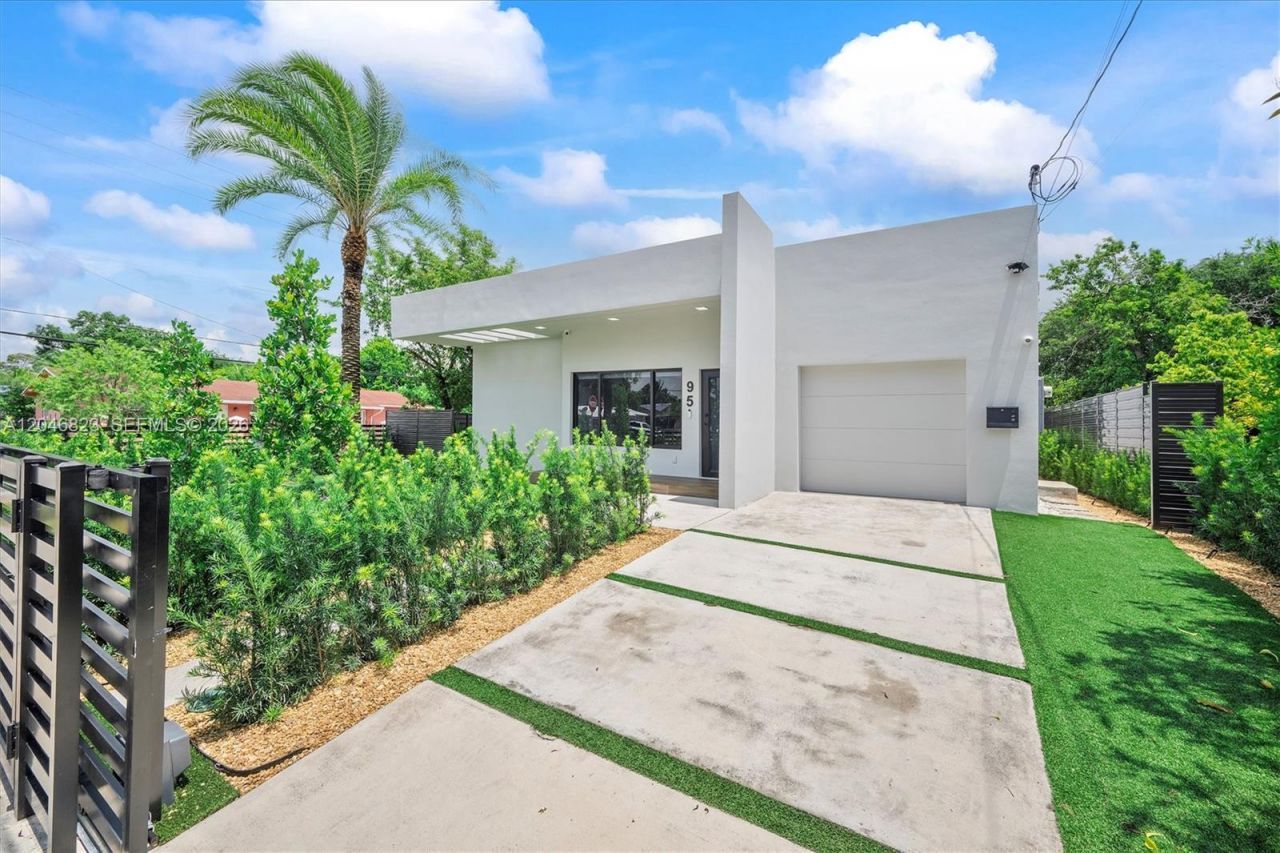 95 NW 52nd St , Miami, FL 33127 Photo