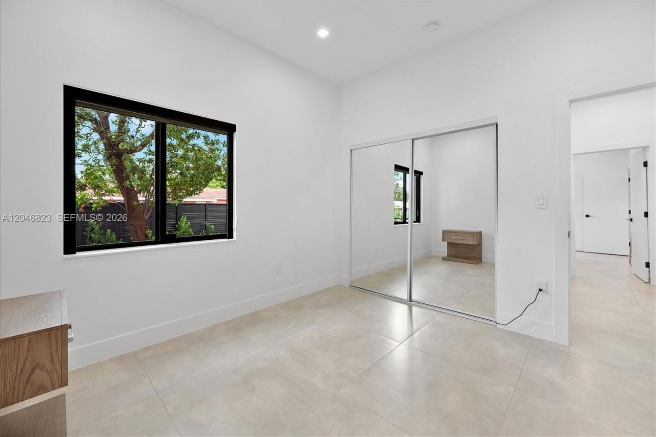 95 NW 52nd St , Miami, FL 33127 Photo