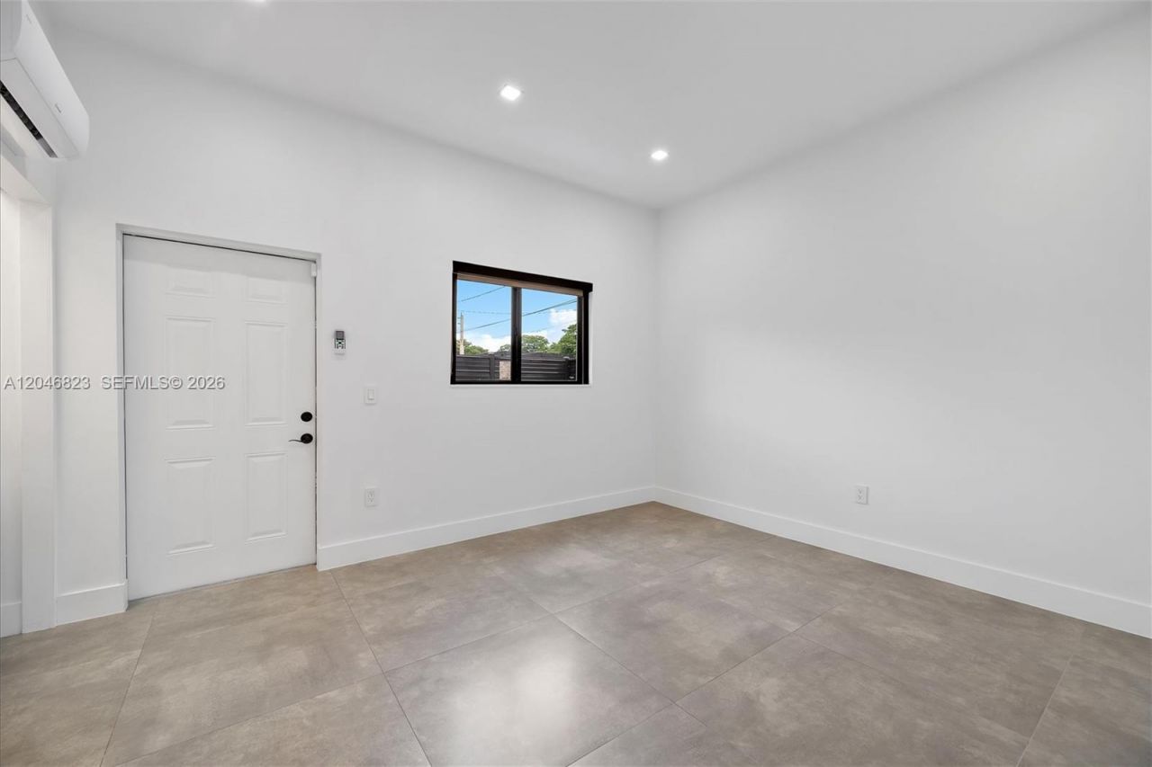 95 NW 52nd St , Miami, FL 33127 Photo