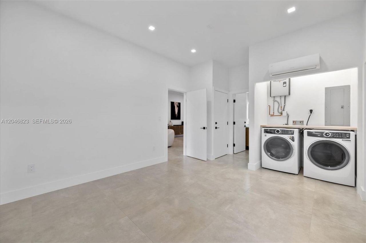 95 NW 52nd St , Miami, FL 33127 Photo