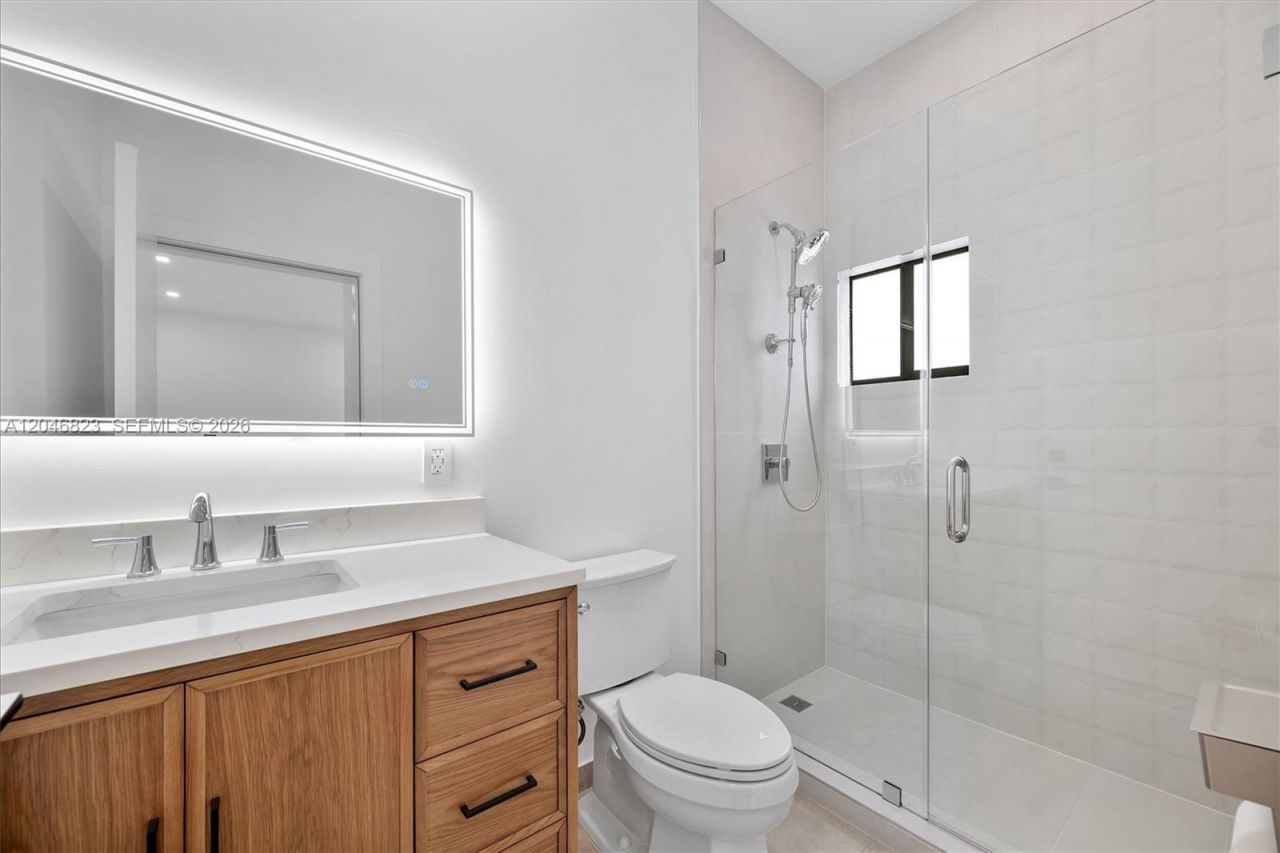 95 NW 52nd St , Miami, FL 33127 Photo
