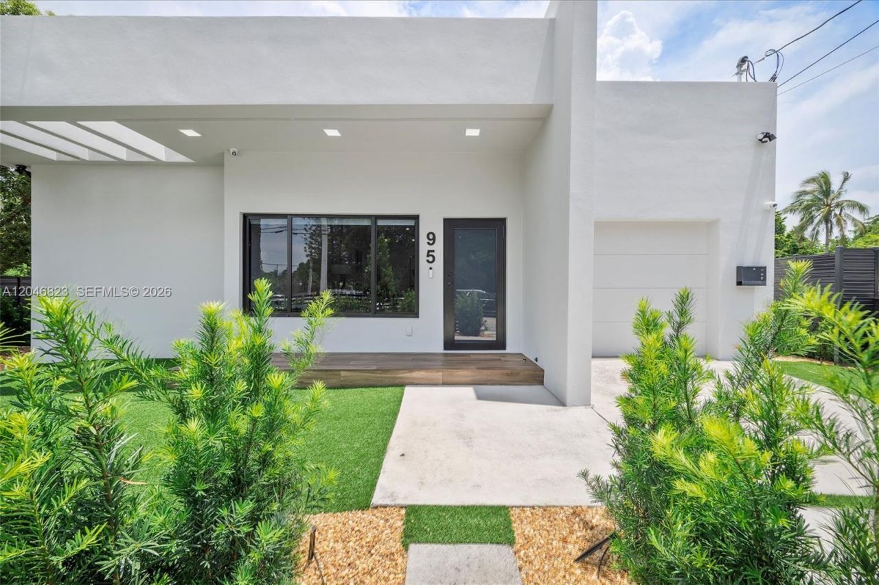 95 NW 52nd St , Miami, FL 33127 Photo