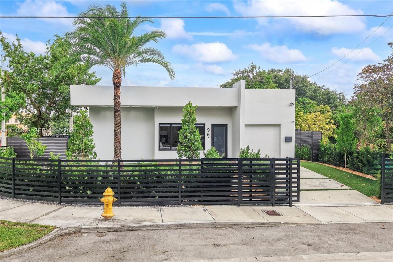 95 NW 52nd St , Miami, FL 33127 Photo