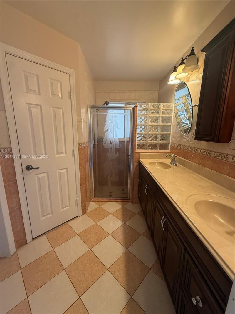 1713 NW 208th Ter, Unit 1713, Pembroke Pines, FL 33029 Photo