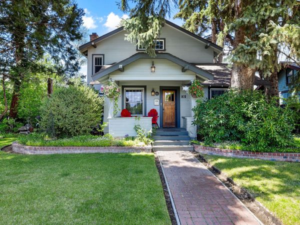 305 NW Columbia Street, Bend, OR 97703