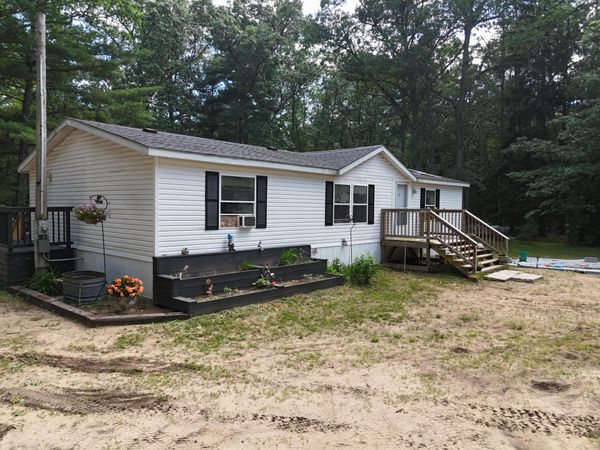 18233 Old House Road, Wellston, MI 49689