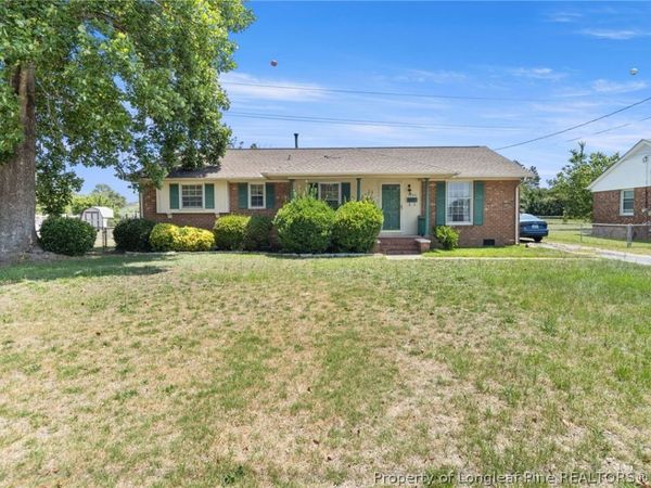 5126 Chesapeake Road , Fayetteville, NC 28311