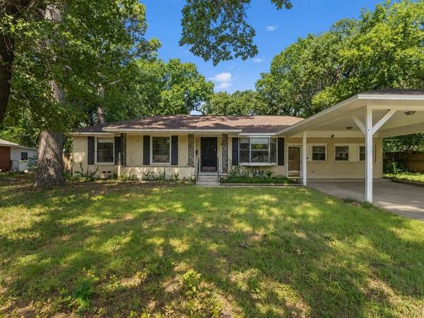 2603 Sherwood Street, Denton, TX 76209