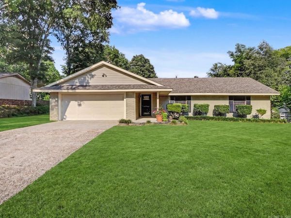 104 Norway Court , Hot Springs, AR 71913