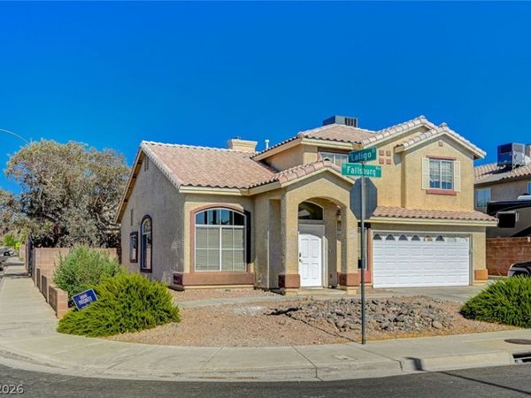 2000 Fallsburg Way , Henderson, NV 89002