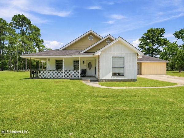 6055 Carlton France Road, Bay Saint Louis, MS 39520