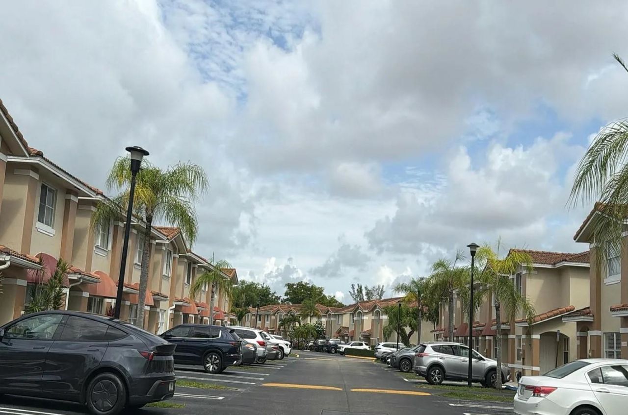 13863 SW 62nd Terrace , Miami, FL 33183 Photo