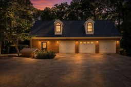 131 Misty Mountain Lane  photo 4