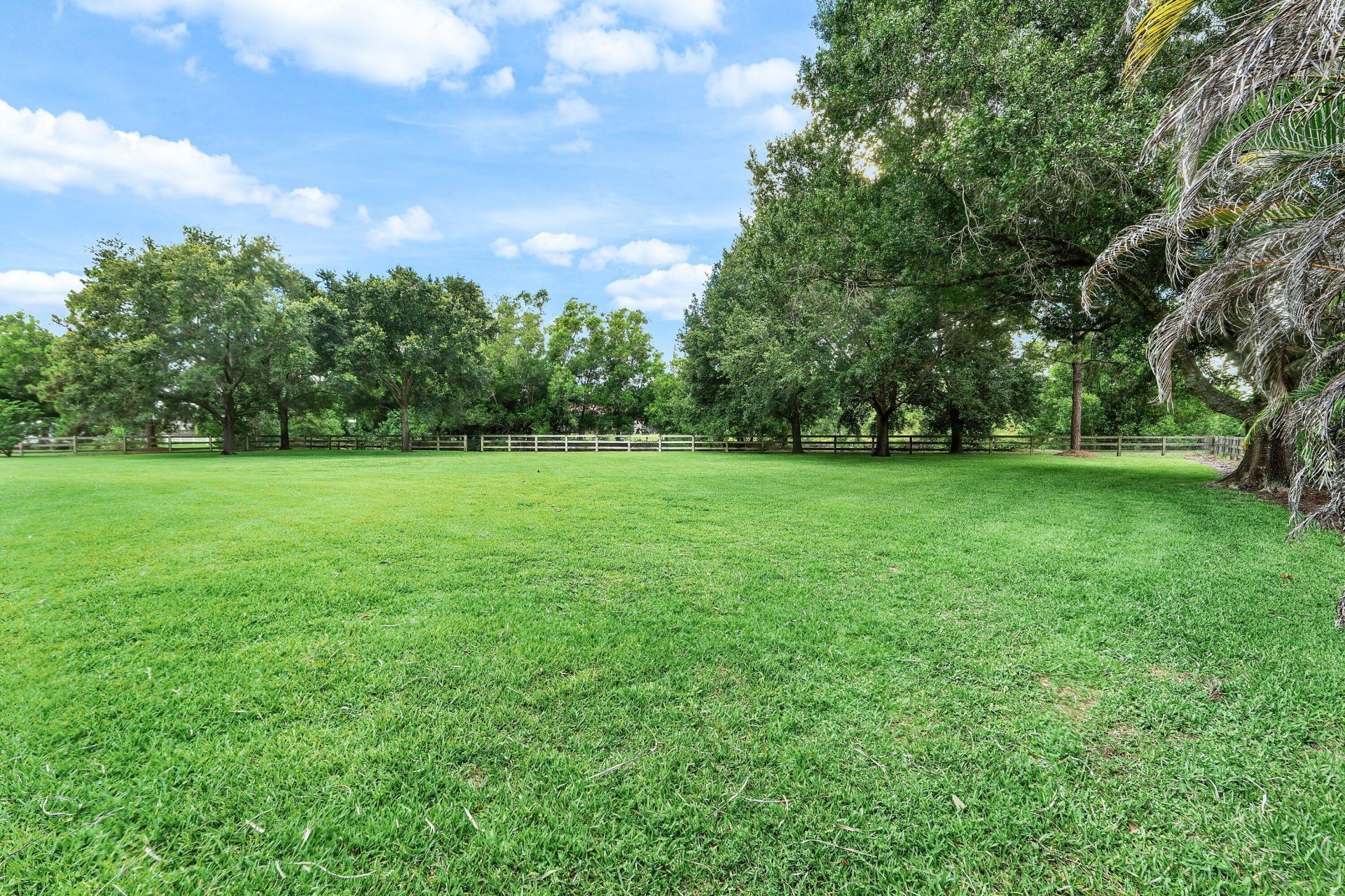2952 SW Buena Vista Drive, Palm City, FL 34990 Photo