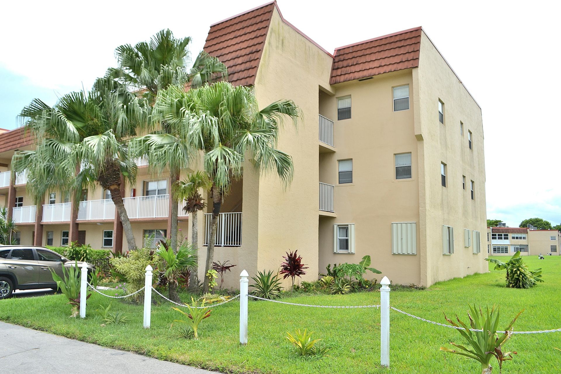 8841 Sunrise Lakes Boulevard, Unit 112, Sunrise, FL 33322 Photo