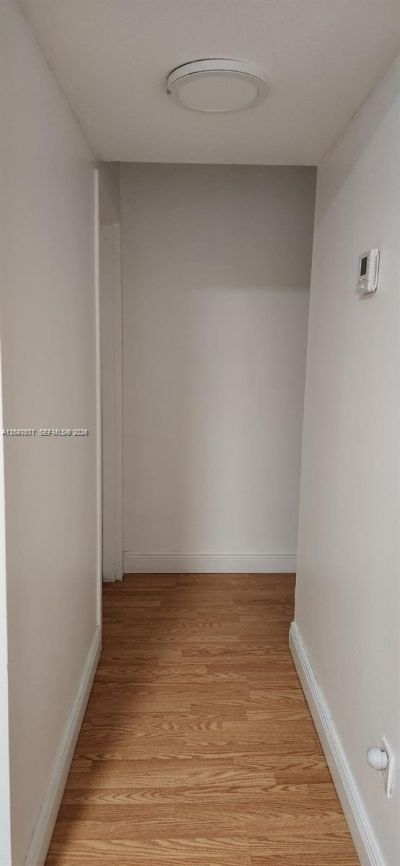 2000 NE 135th St, Unit 806, North Miami, FL 33181 Photo