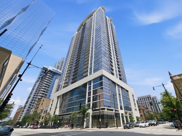 100 E 14th Street , Unit 1403, Chicago, IL 60605