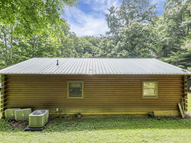 7899 Old Logan Road SE, Sugar Grove, OH 43155 Photo 32
