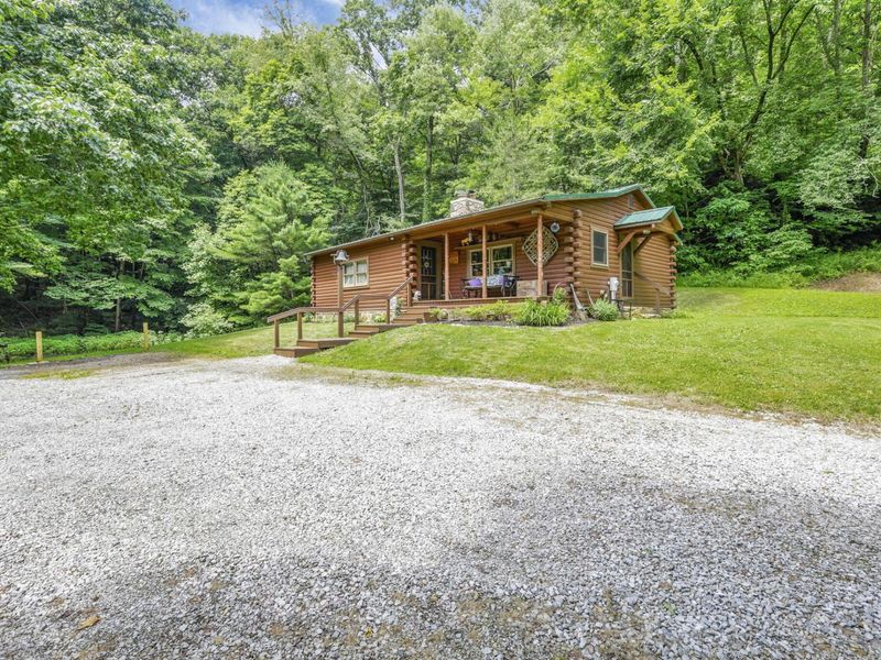 7899 Old Logan Road SE, Sugar Grove, OH 43155 Photo 4
