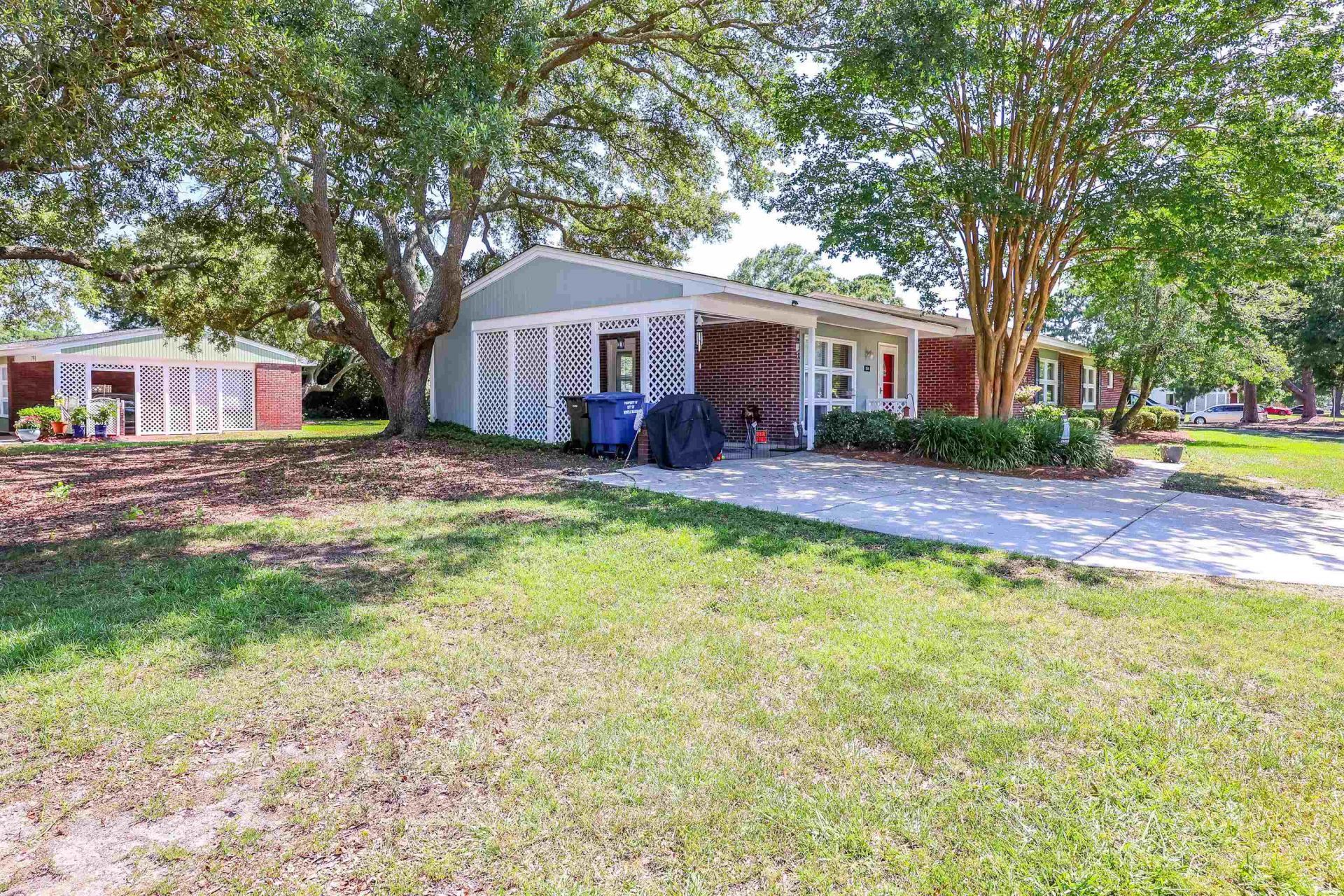 854 Pampas Dr. Photo 22