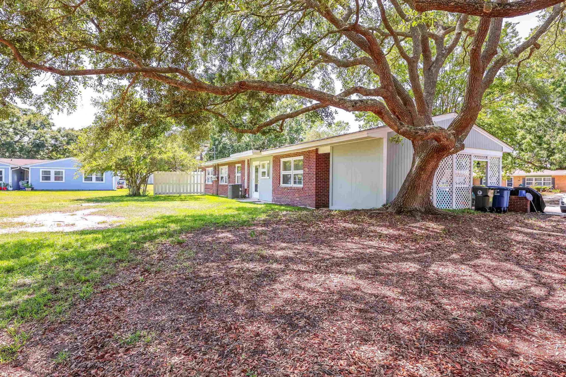 854 Pampas Dr.  Photo 23