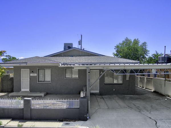 1520 55th Street NW, Albuquerque, NM 87105