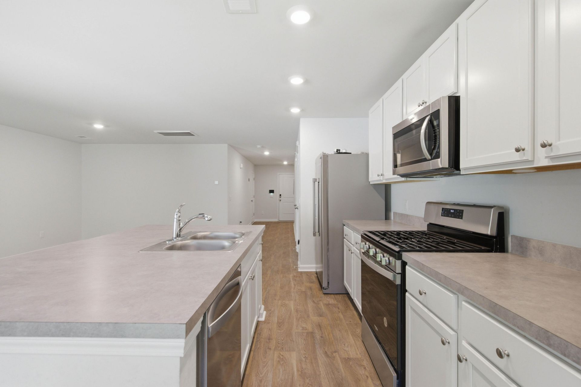 181 Orchid Bloom Circle Photo 10