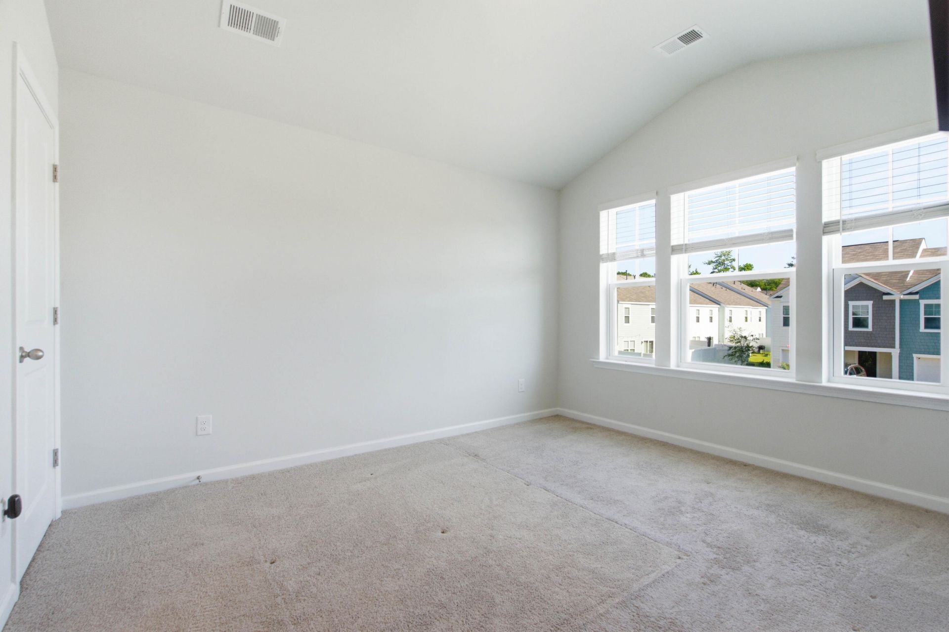 181 Orchid Bloom Circle Photo 27