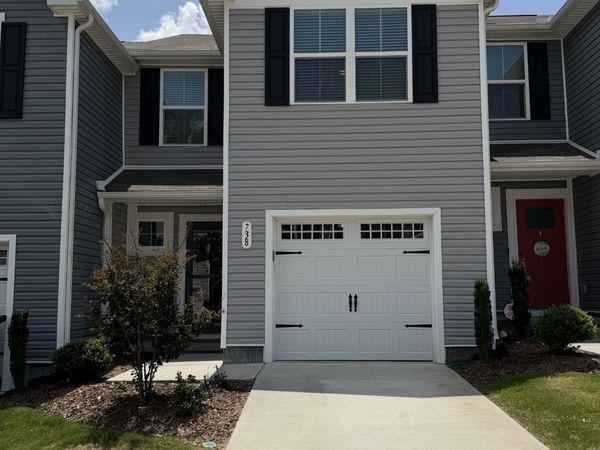 738 Cottoncloud Dr, Lebanon, TN 37090