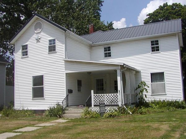 59 East Whitney, Shelby, OH 44875