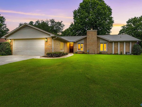 1009 Kinsey Drive SE, Huntsville, AL 35803