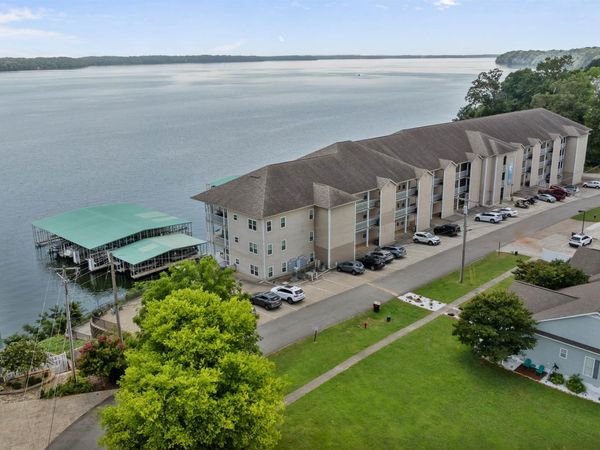 5590 Bay Village Drive, Unit B6, Athens, AL 35611