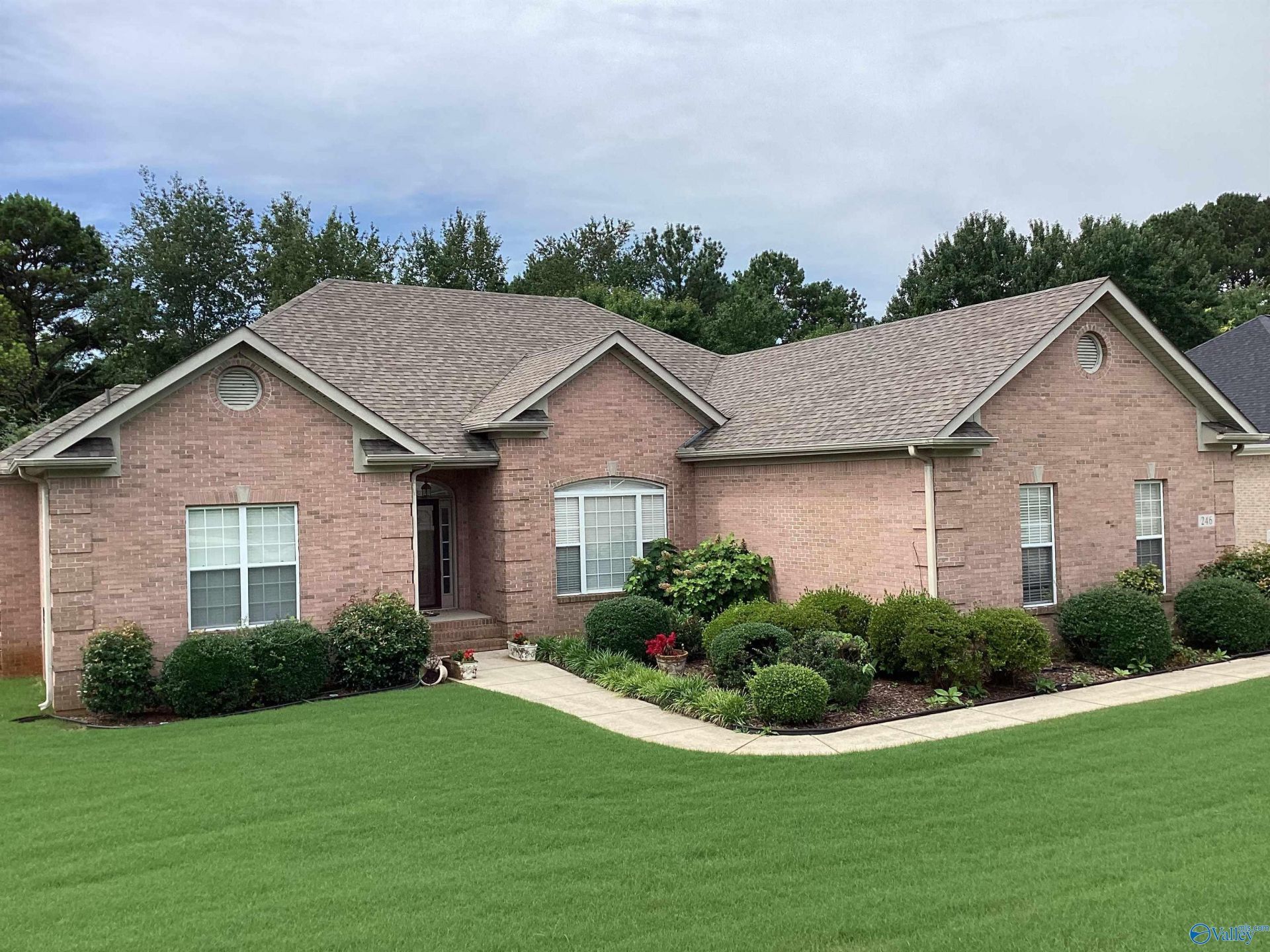246 Kelsey Lynn Lane, Huntsville, AL 35806 Main Photo