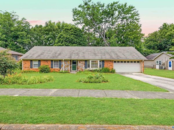 13014 Coys Drive SE, Huntsville, AL 35803