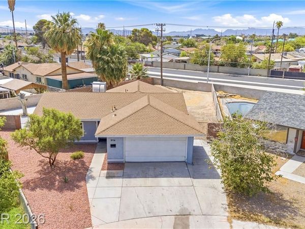 904 Vaughn St. Street, Las Vegas, NV 89101