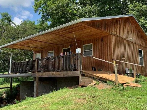 282 Hootenauger Rd, Sparta, TN 38583