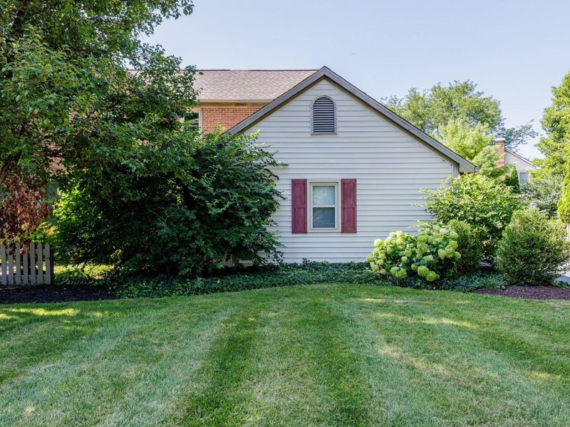 5319 Tara Hill Drive, Dublin, OH 43017 Photo 2