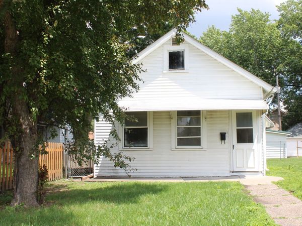 2611 Jefferson Avenue , Davenport, IA 52803