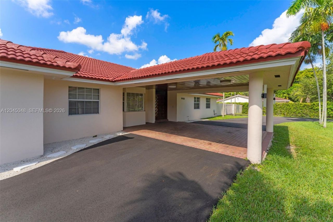 9900 SW 62nd St , Miami, FL 33173 Photo