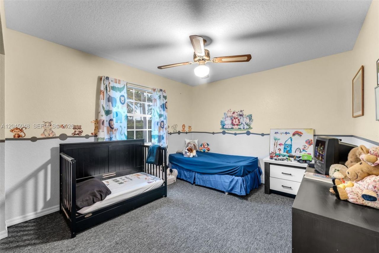9900 SW 62nd St, Miami, FL 33173 Photo