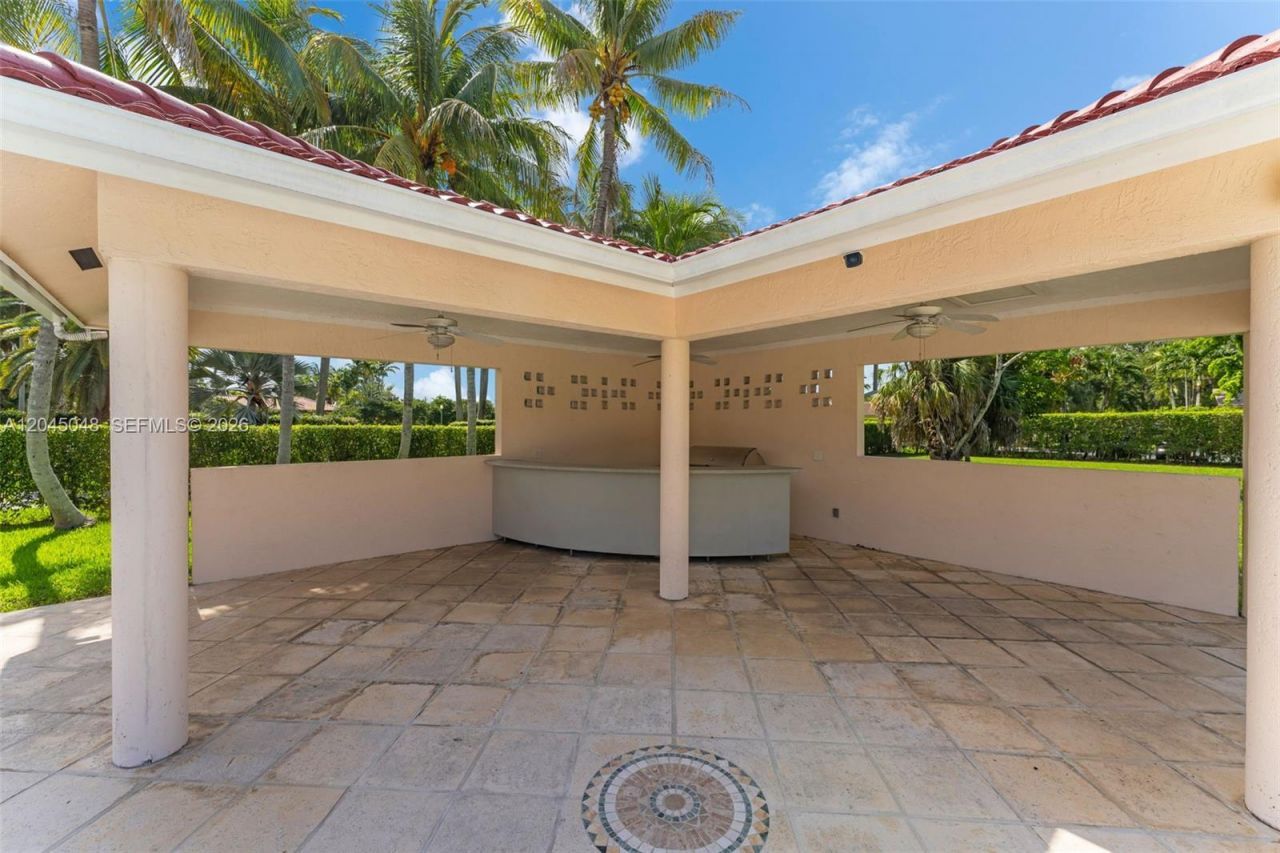 9900 SW 62nd St , Miami, FL 33173 Photo