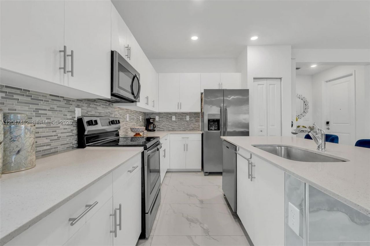3538 W 108th St , Hialeah, FL 33018 Photo
