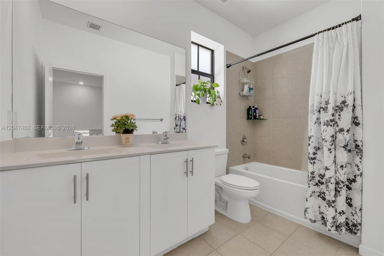 3538 W 108th St , Hialeah, FL 33018 Photo