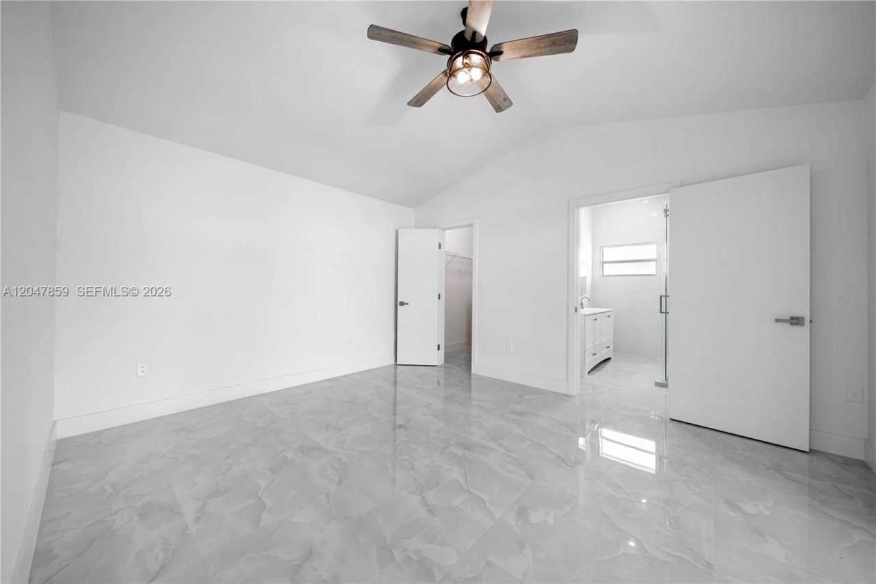 5680 NW 187th St , Miami Gardens, FL 33055 Photo