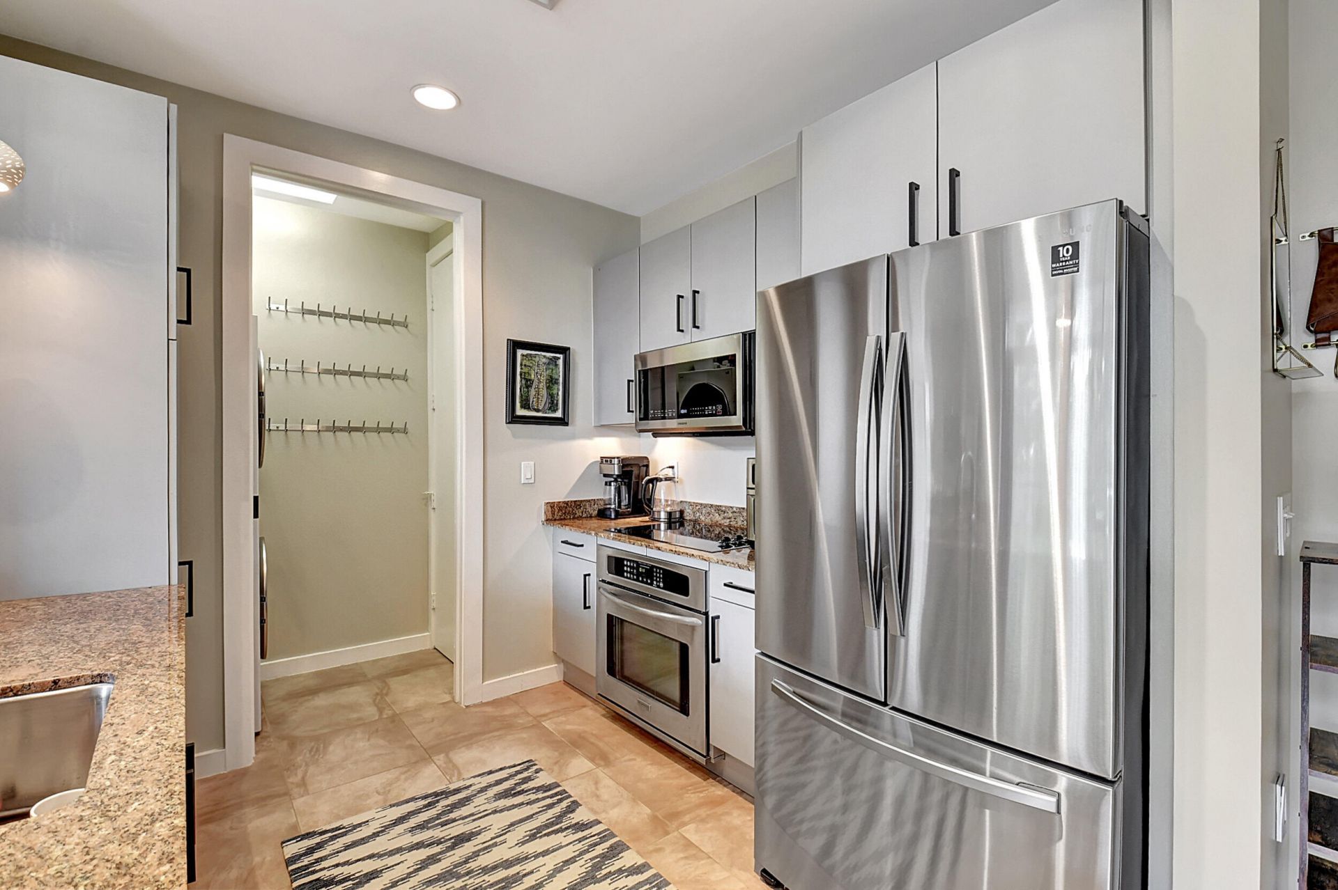 365 SE 6th Avenue, Unit 204, Delray Beach, FL 33483 Photo