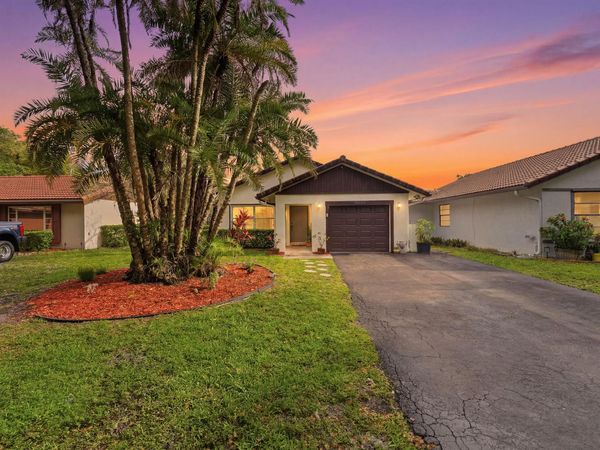 10237 NW 31st Street, Coral Springs, FL 33065