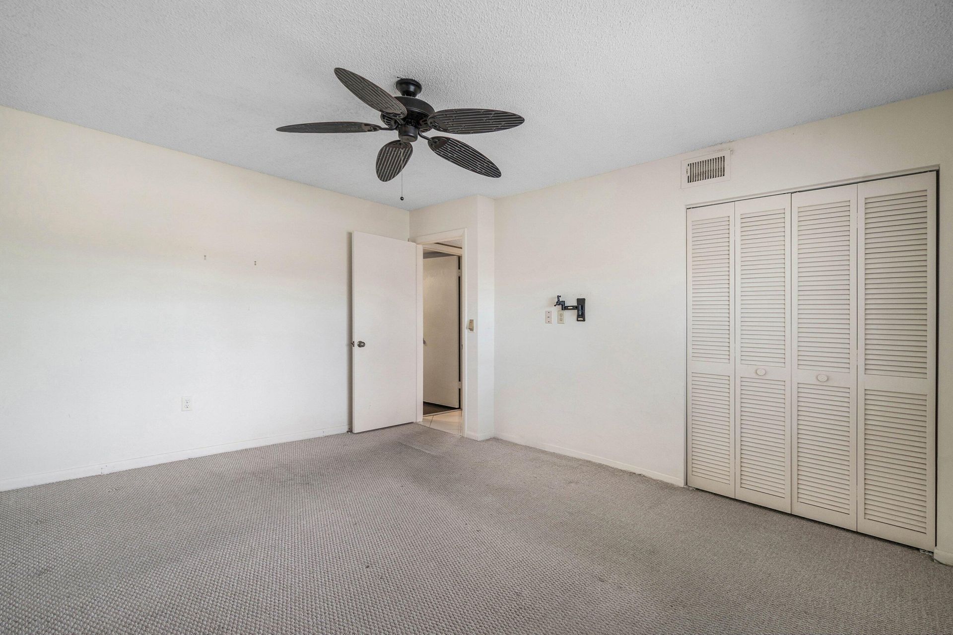 3 Stratford Drive E, Unit G, Boynton Beach, FL 33436 Photo