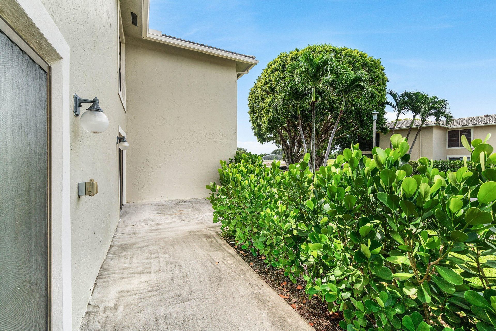 3 Stratford Drive E, Unit G, Boynton Beach, FL 33436 Photo