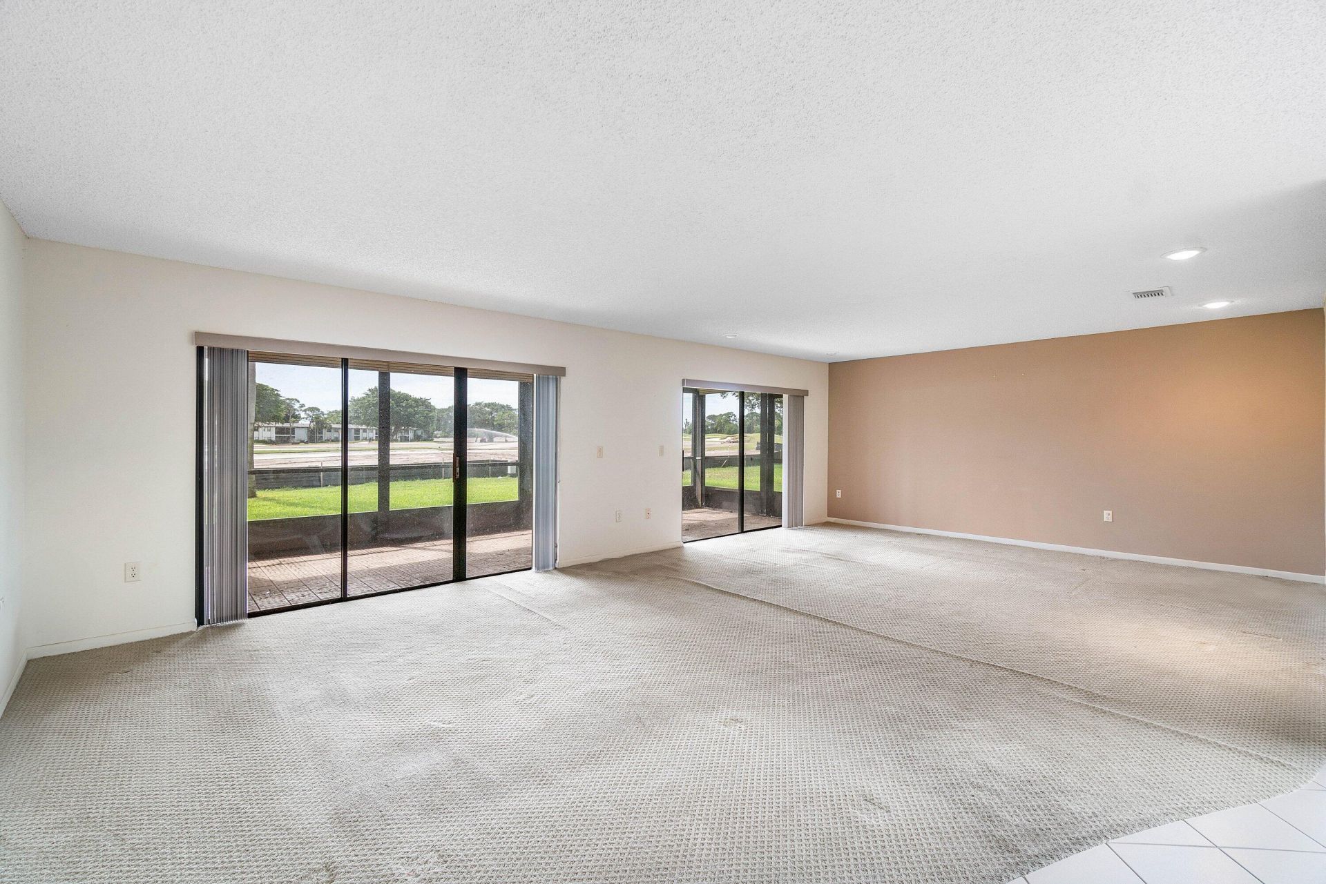 3 Stratford Drive E, Unit G, Boynton Beach, FL 33436 Photo