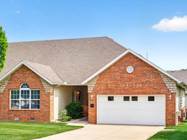 1376 N Sandy Creek Circle , Unit 4, Nixa, MO 65714